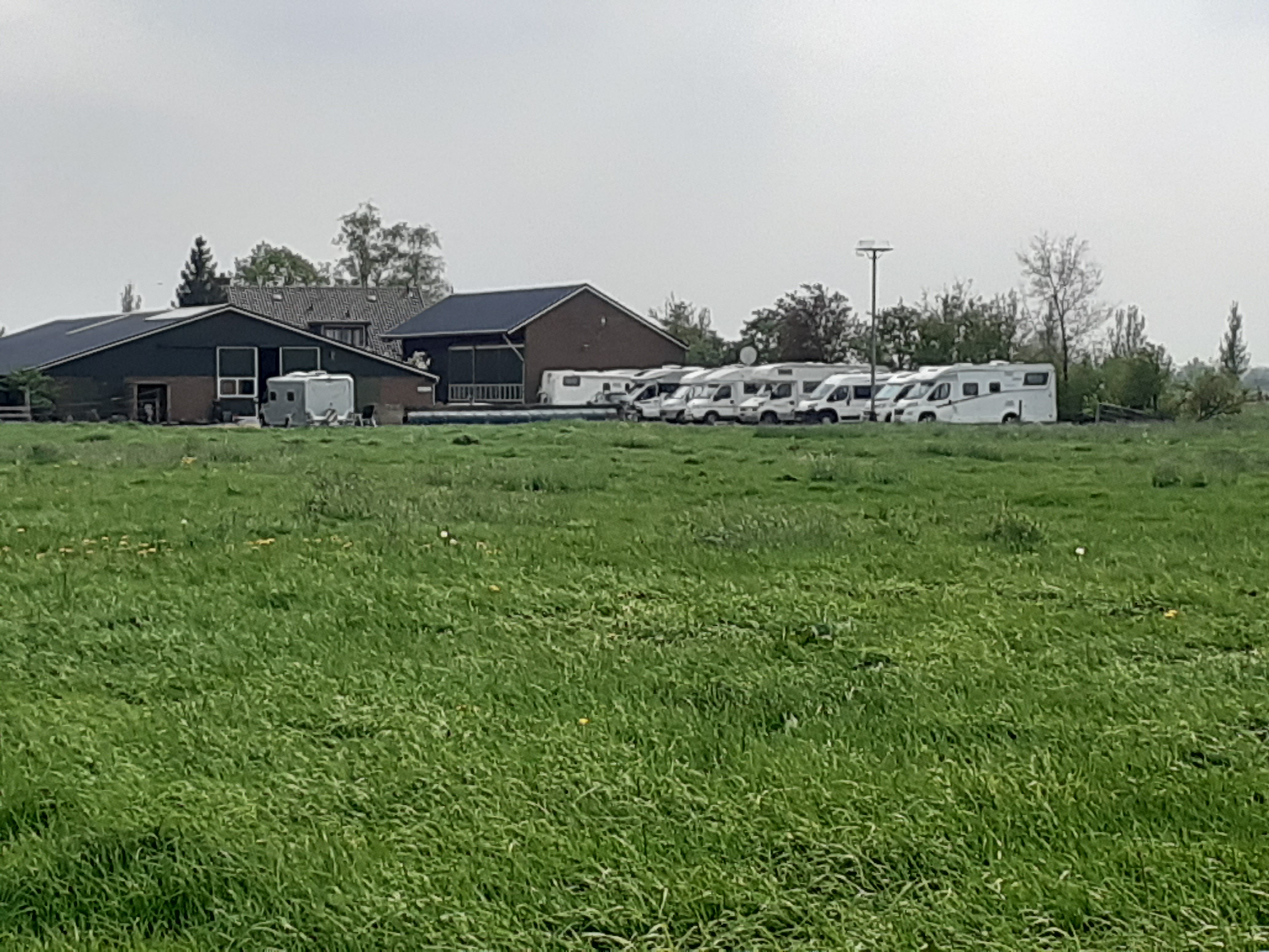 Camperplaats Nieuw Vogelenzang (2)