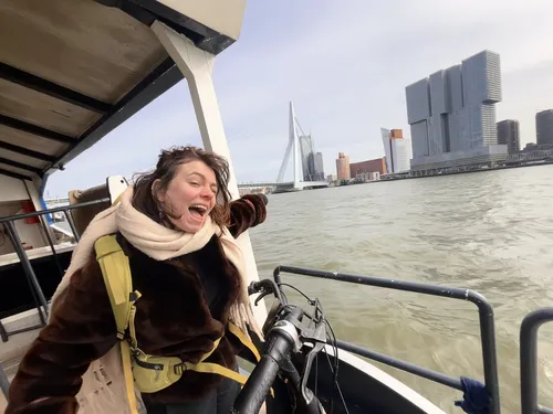 Waterbus.Erasmusbrug